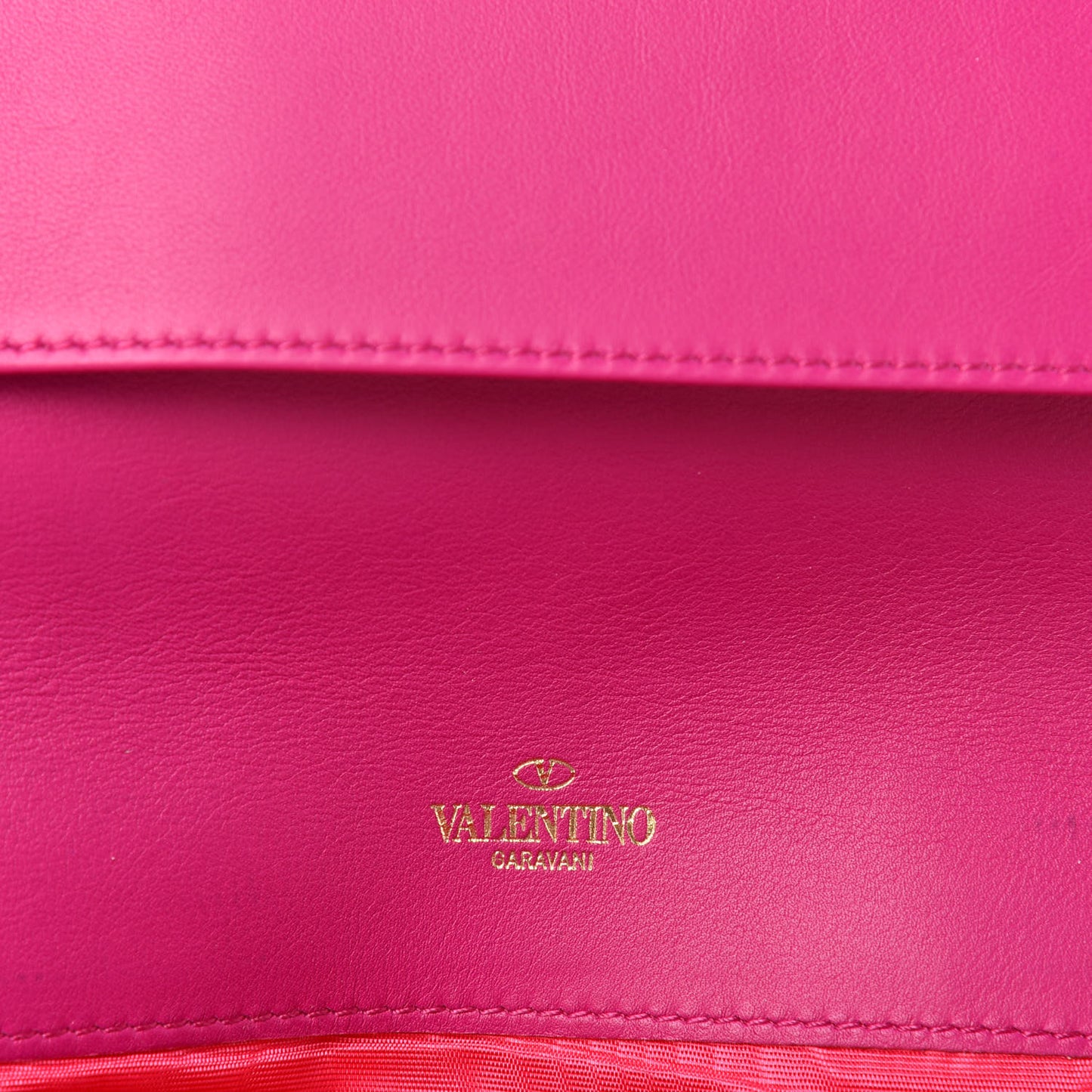 Nappa Rockstud Clutch Fuxia
