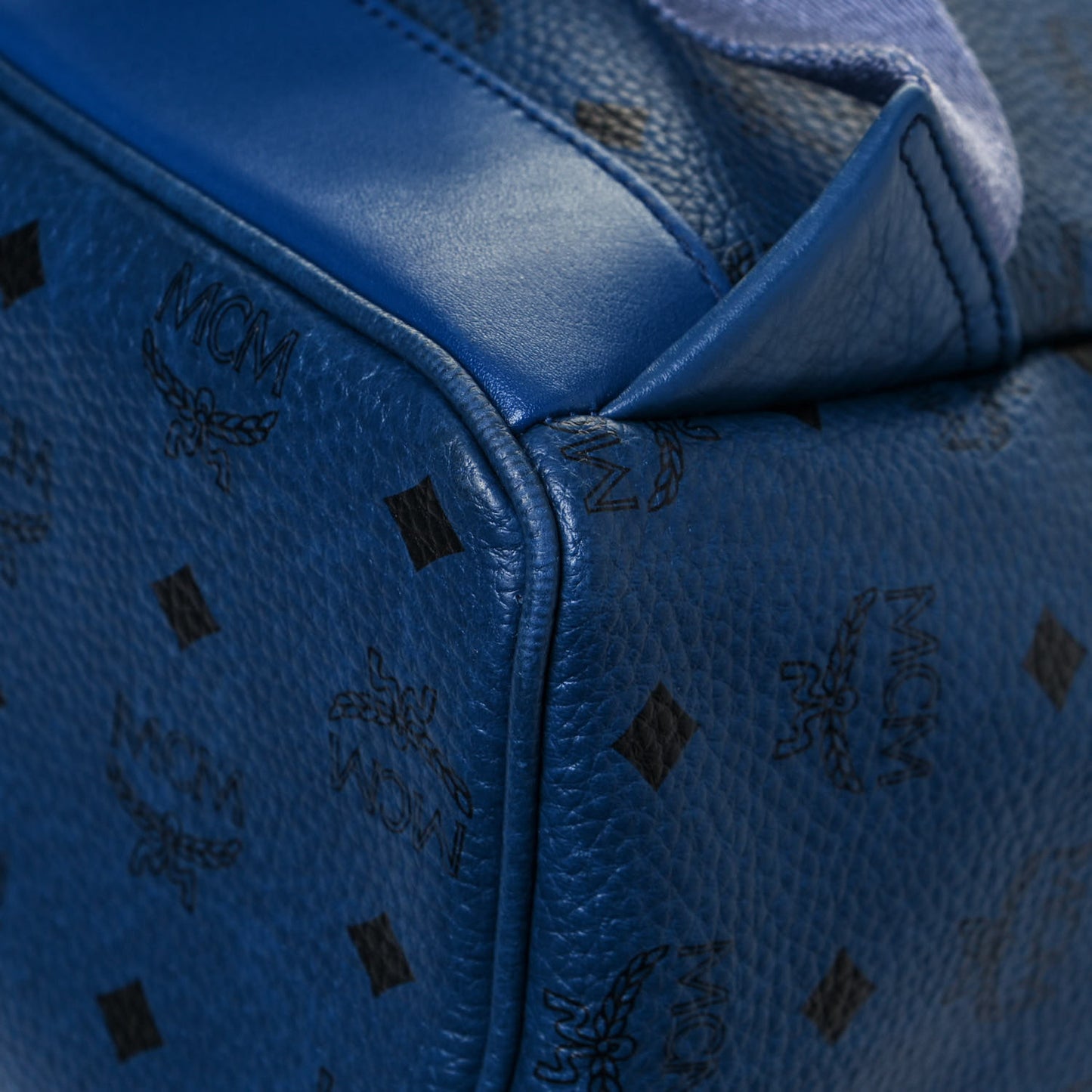 Visetos Studded Medium Stark M Backpack Munich Blue