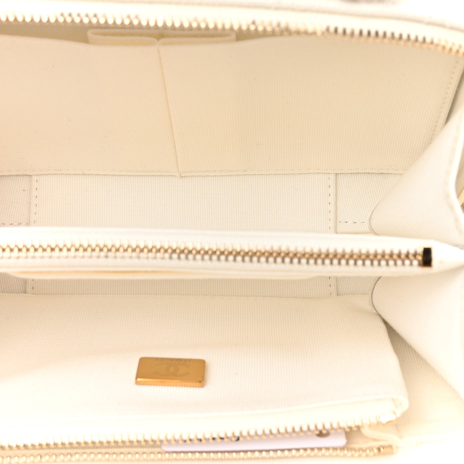 Chanel Caviar Quilted Top Handle Vanity Case White 6 of 13