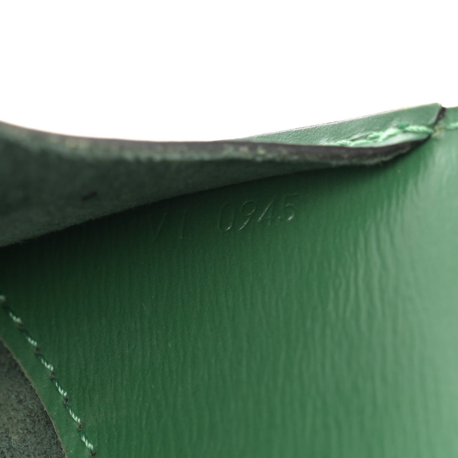 Louis Vuitton Epi Cluny Borneo 7 of 14