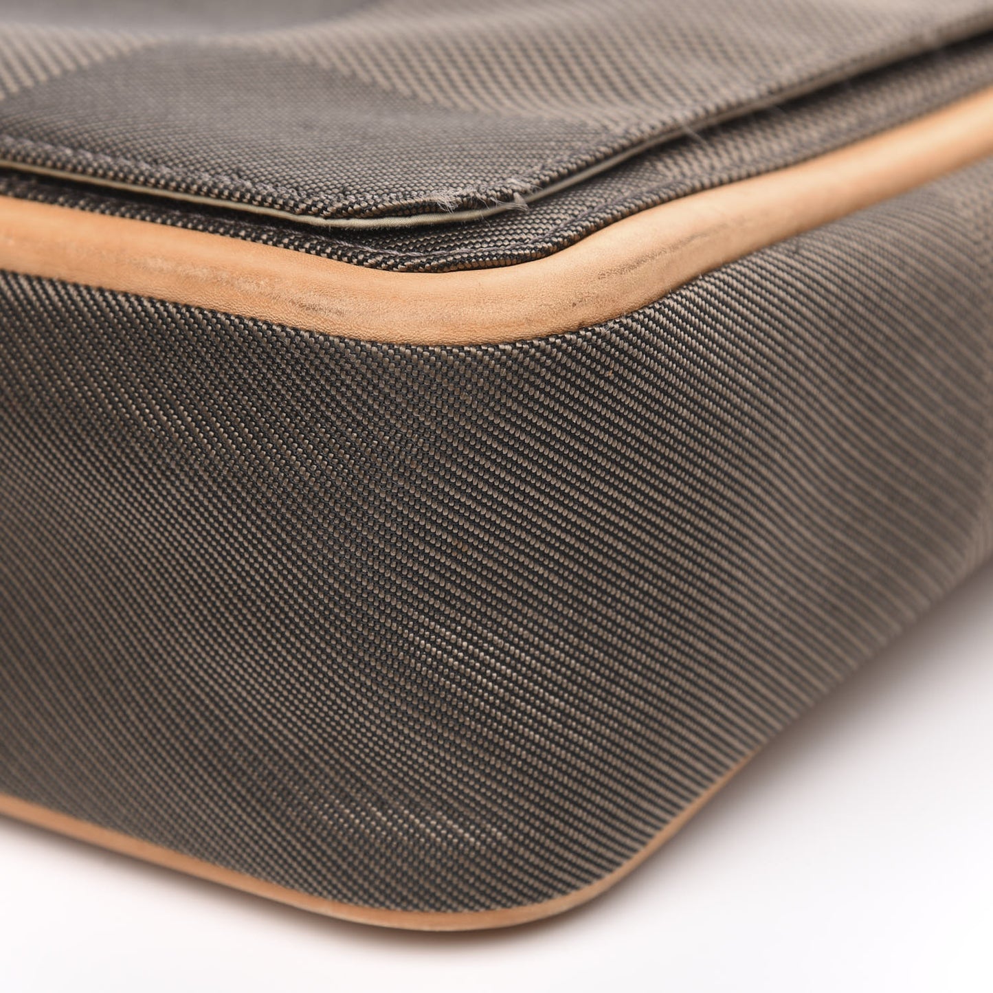 Damier Geant Messenger Bag Sable