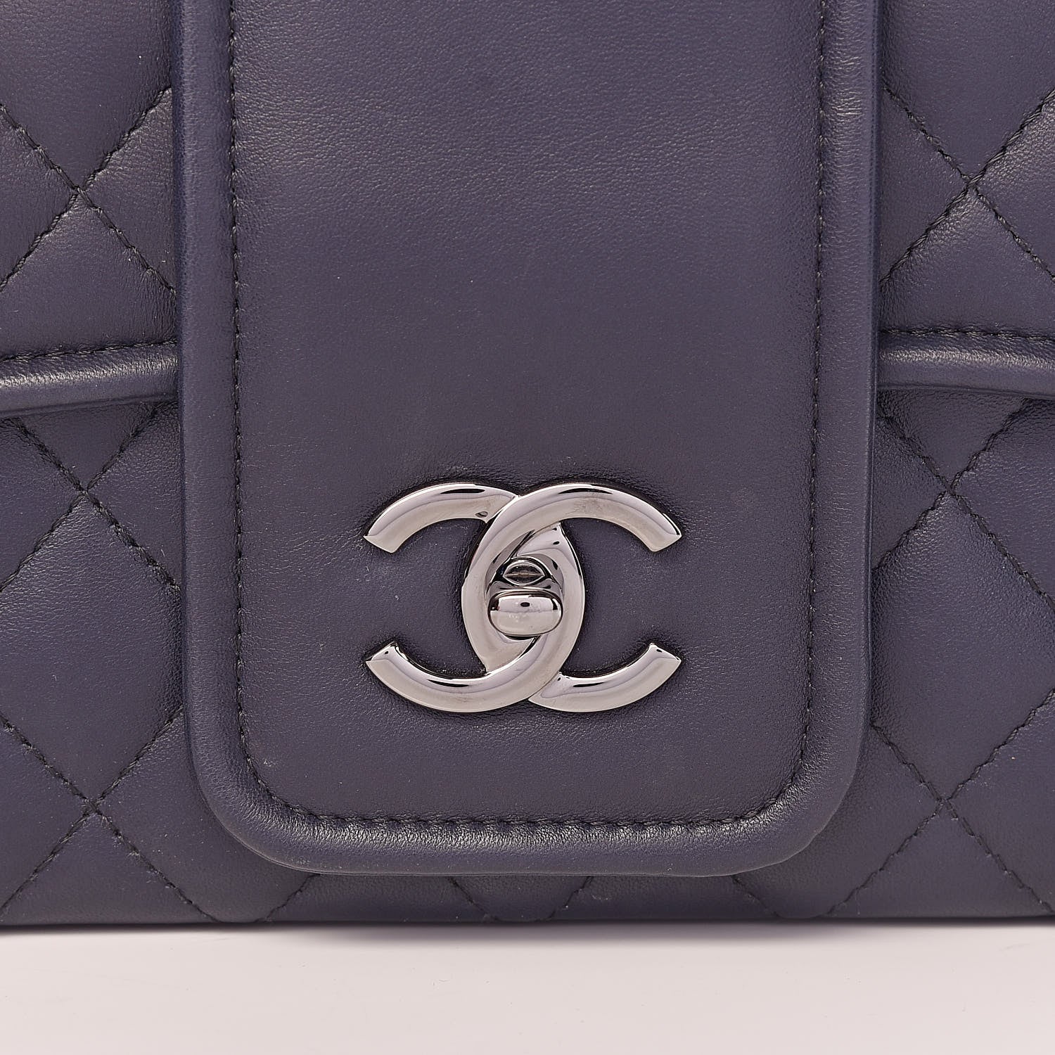 Chanel Lambskin Quilted Elementary Chic Flap Navy 9 of 13