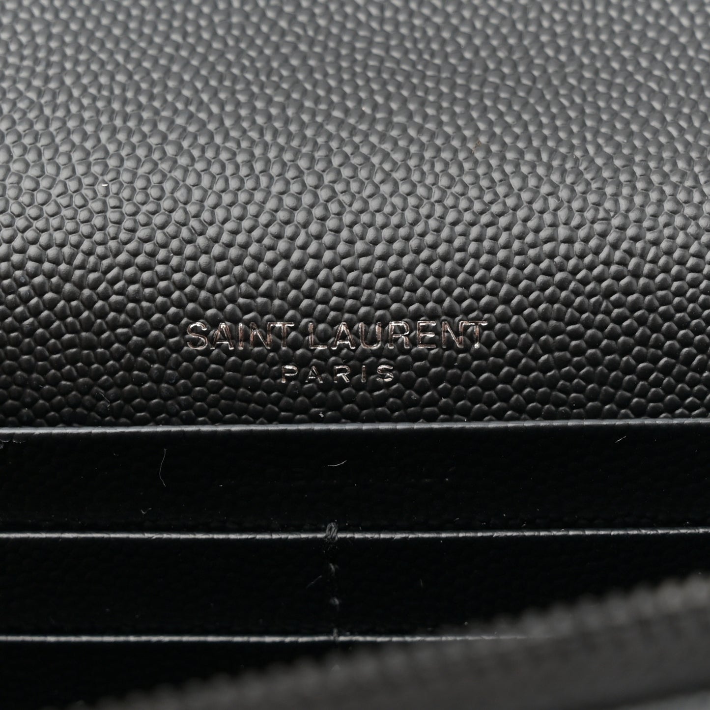 Grain De Poudre Matelasse Chevron Monogram Monochrome Envelope Chain Wallet Black