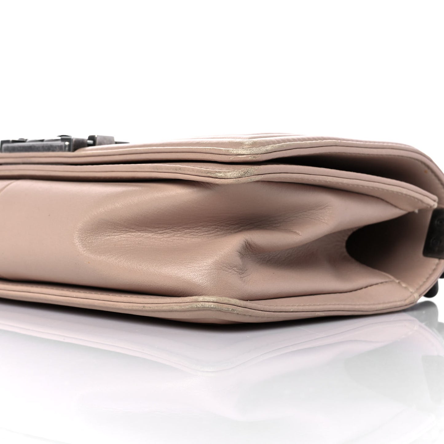 Lambskin Chevron Quilted Medium Boy Flap Beige