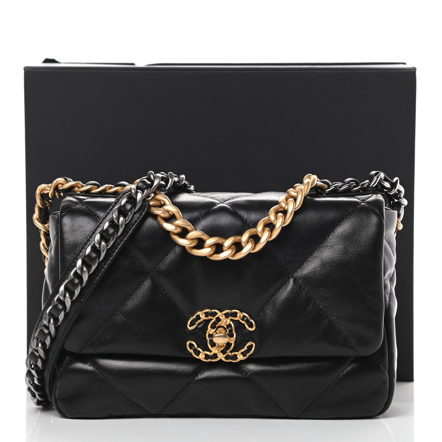Goatskin Quilted Medium 19 Flap Black