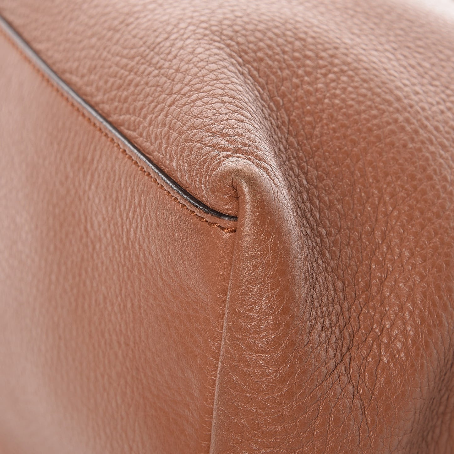 Pebbled Calfskin Medium Soho Chain Shoulder Bag Dusty Blush