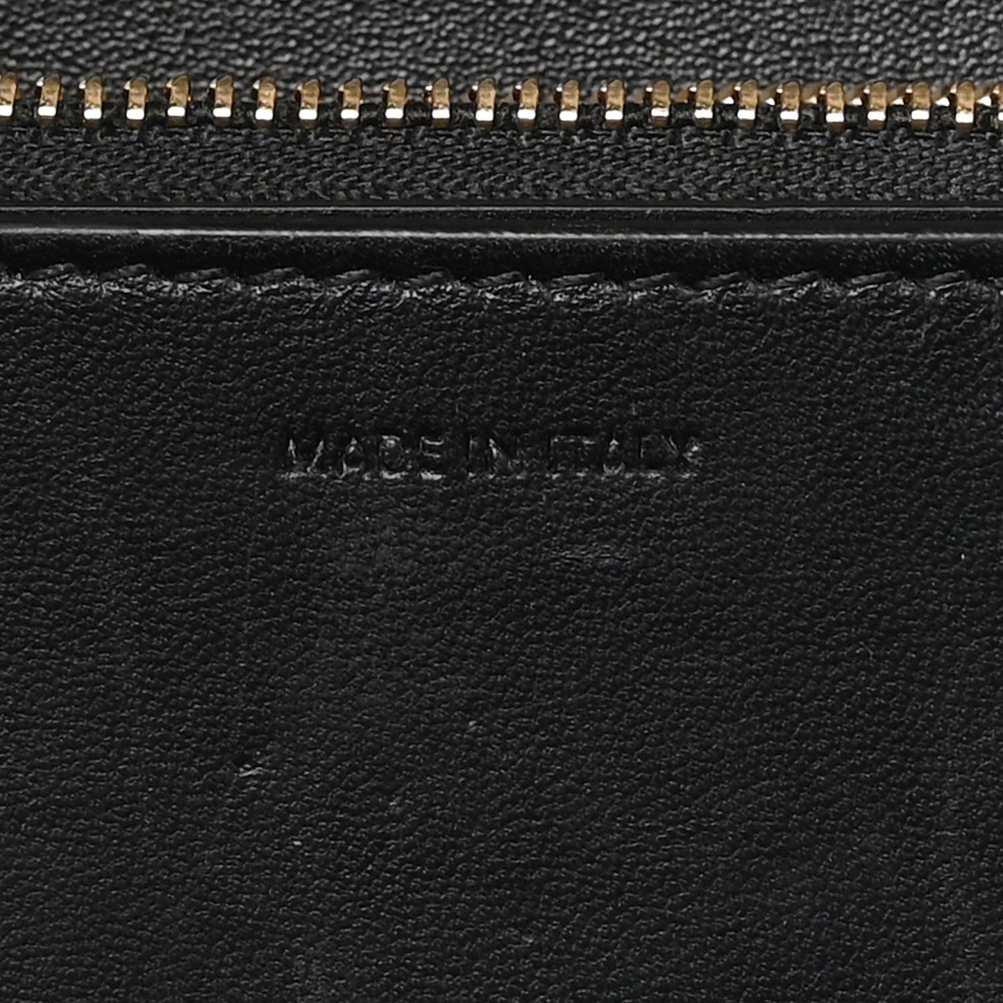 Box Calfskin Medium Classic Box Flap Bag Black