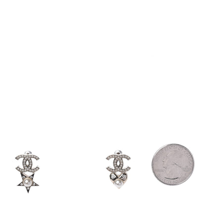 Chanel Crystal Pearl Charming Winter CC Star Heart Earrings Gold 2 of 5