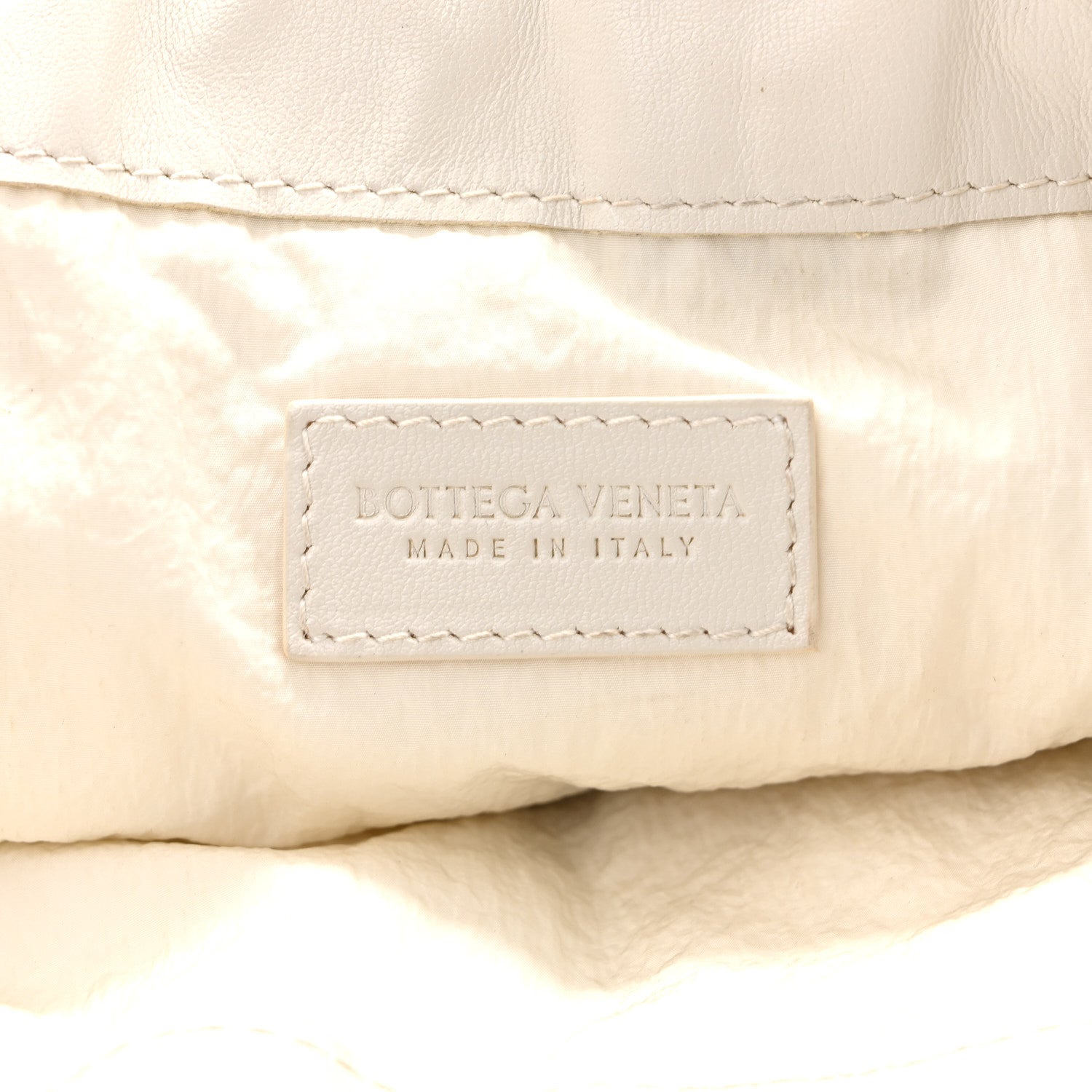 Bottega Veneta Calfskin Intrecciato Medium Dustbag Chalk 6 of 10