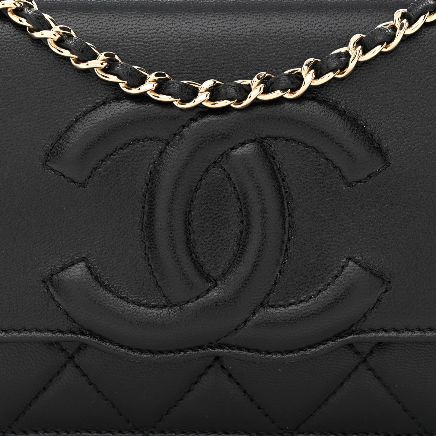 Goatskin Quilted Timeless CC Wallet On Chain WOC Black