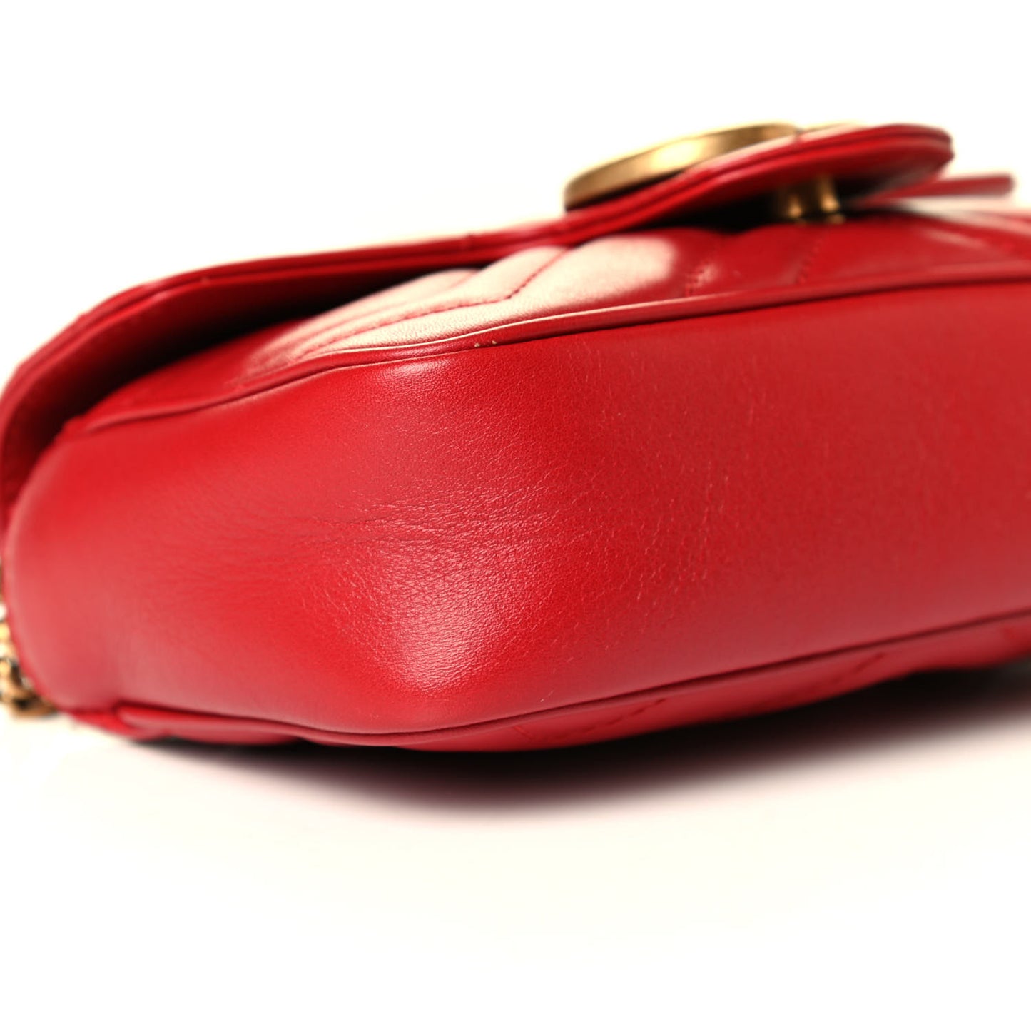 Calfskin Matelasse Super Mini GG Marmont Shoulder Bag Hibiscus Red