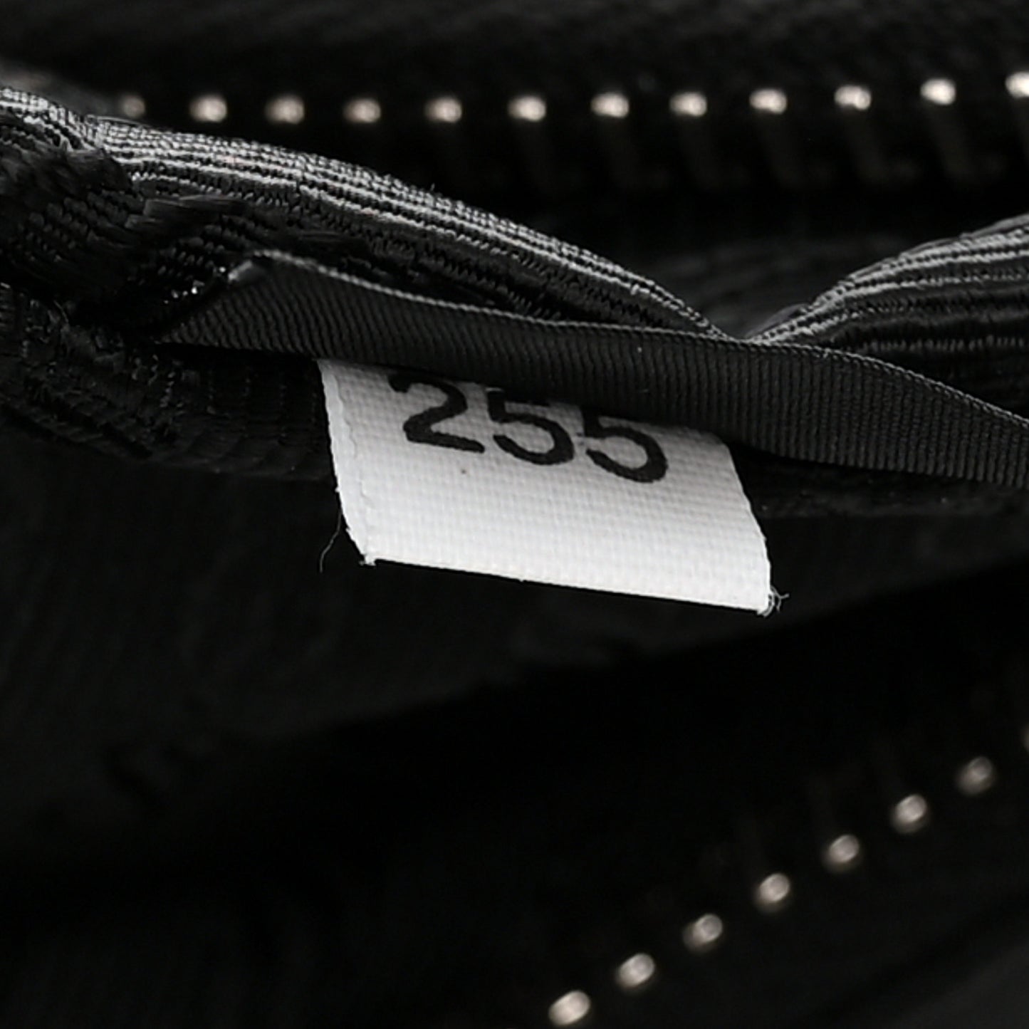 Re-Nylon Saffiano Re-Edition 2005 Shoulder Bag Black