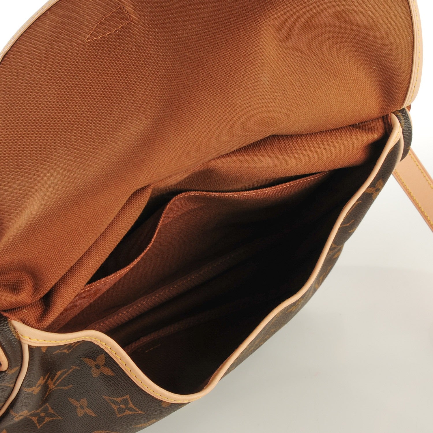 Louis Vuitton Monogram Saumur MM 7 of 7