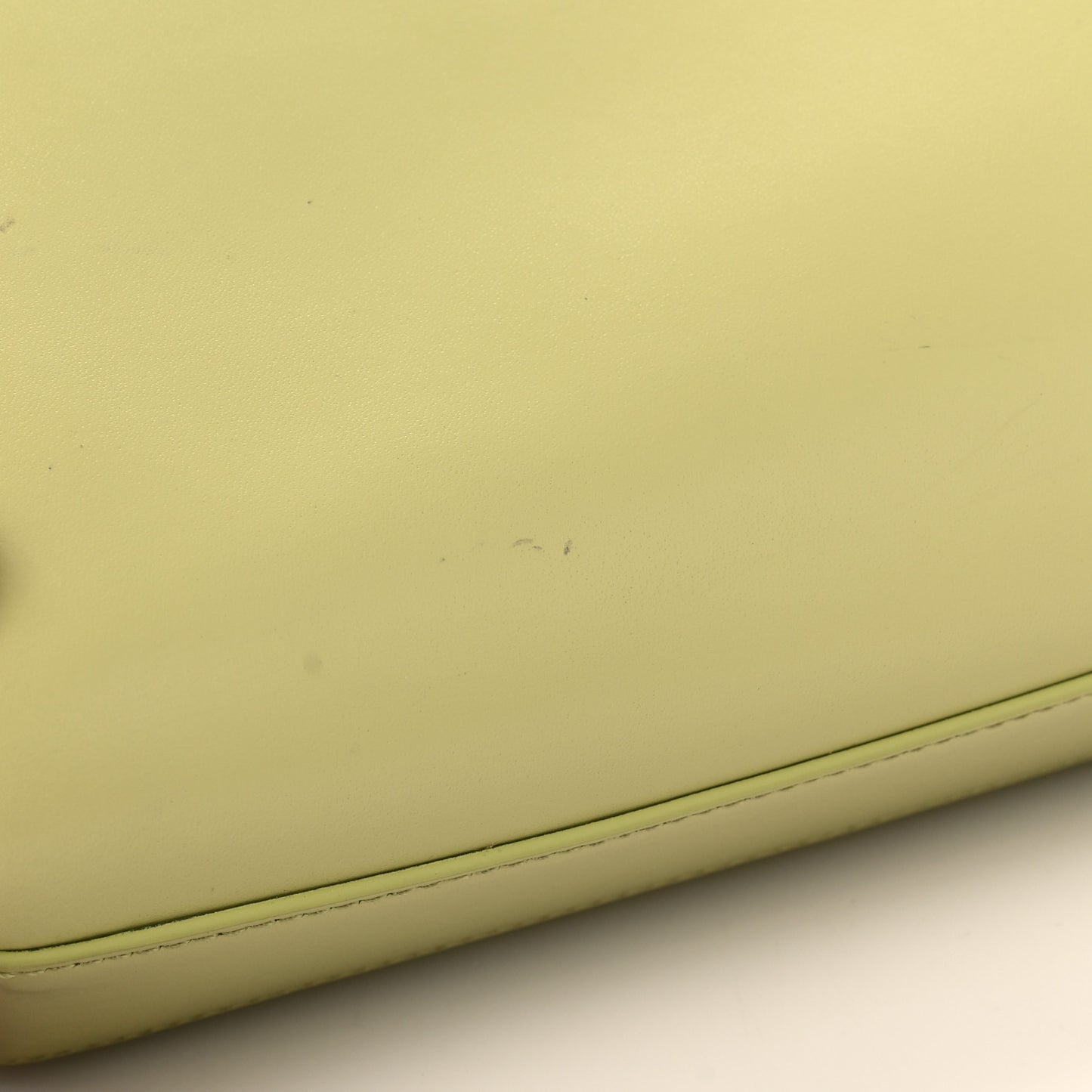 Smooth Calfskin Nano Antigona Avocado Green