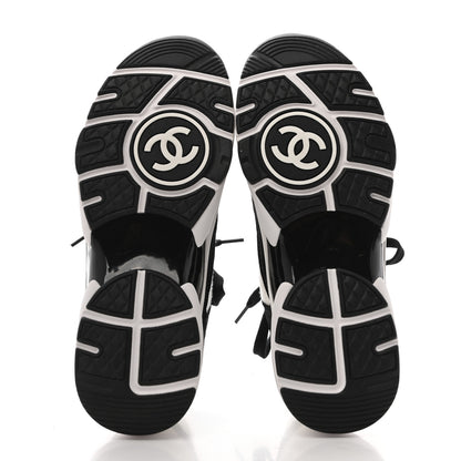 Chanel Fabric Suede Calfskin CC Sneakers 37 White Black 5 of 7