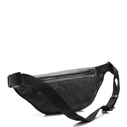 Louis Vuitton Calfskin Monogram Shadow Discovery Bumbag Black 3 of 9