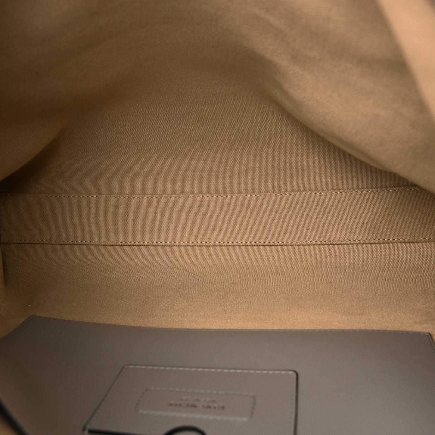 Soft Calfskin Medium Soft Antigona Pearl Grey