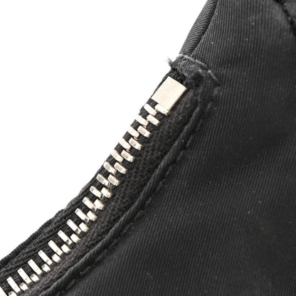 Prada Nylon Re-Edition 2005 Shoulder Bag Black 14 of 15