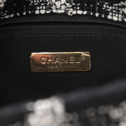 Chanel Tweed Quilted Large Chanel 19 Flap Black White 6 of 12