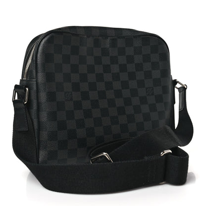 Louis Vuitton Damier Graphite Dayton Reporter PM 3 of 8