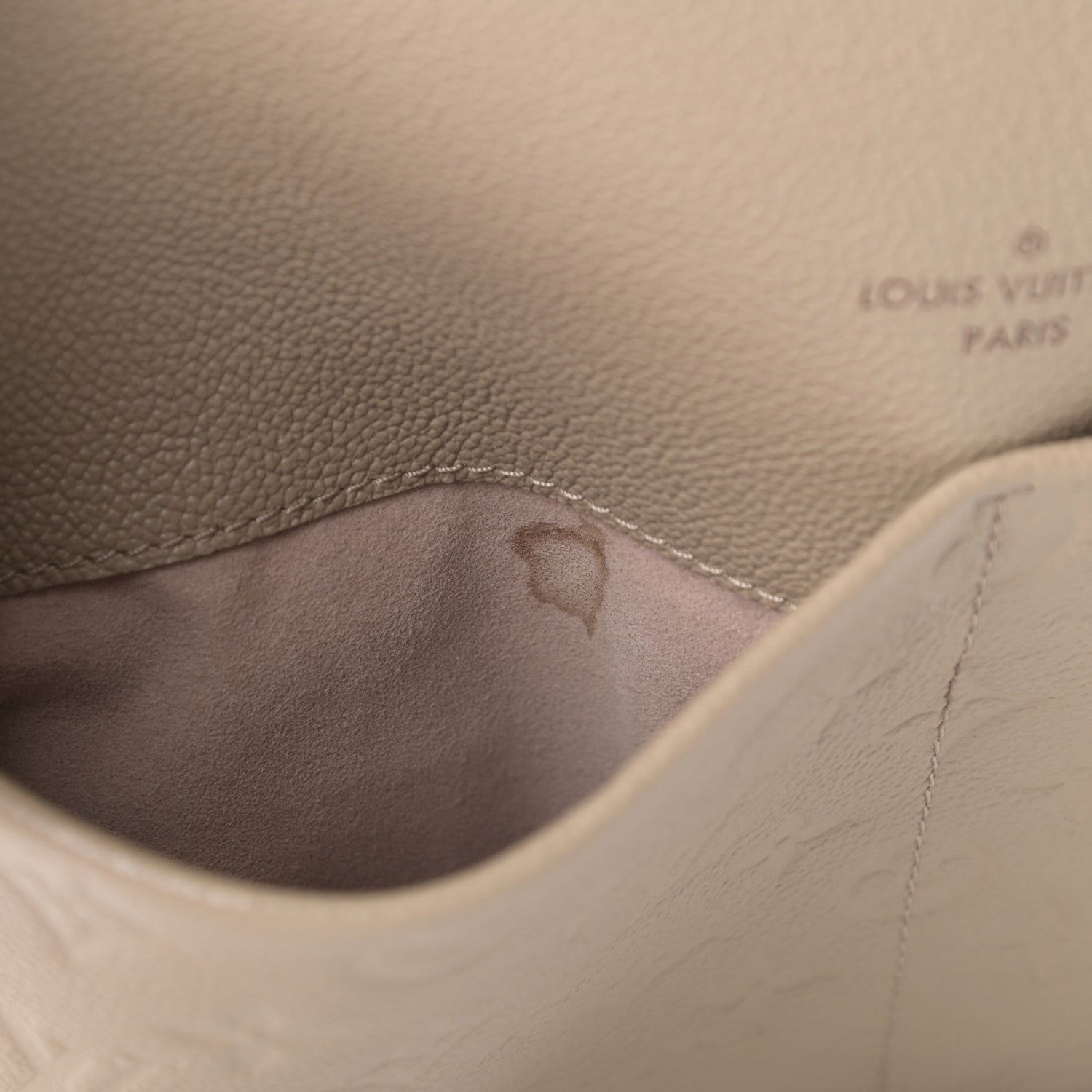Louis Vuitton Empreinte Maida Hobo Tourterelle 21 of 23