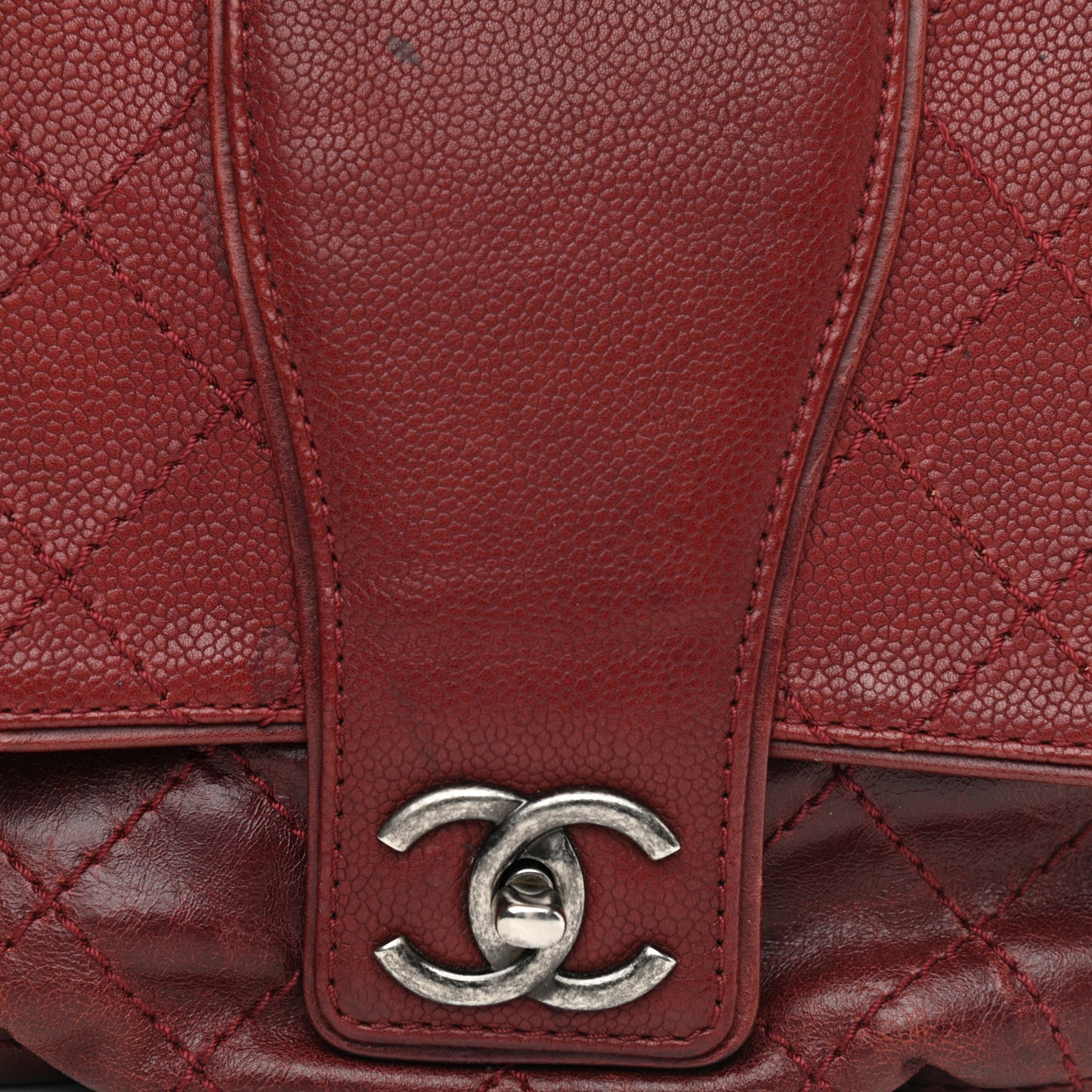 Caviar Aged Calfskin Medium Bubble Graphic Messenger Bag Dark Red