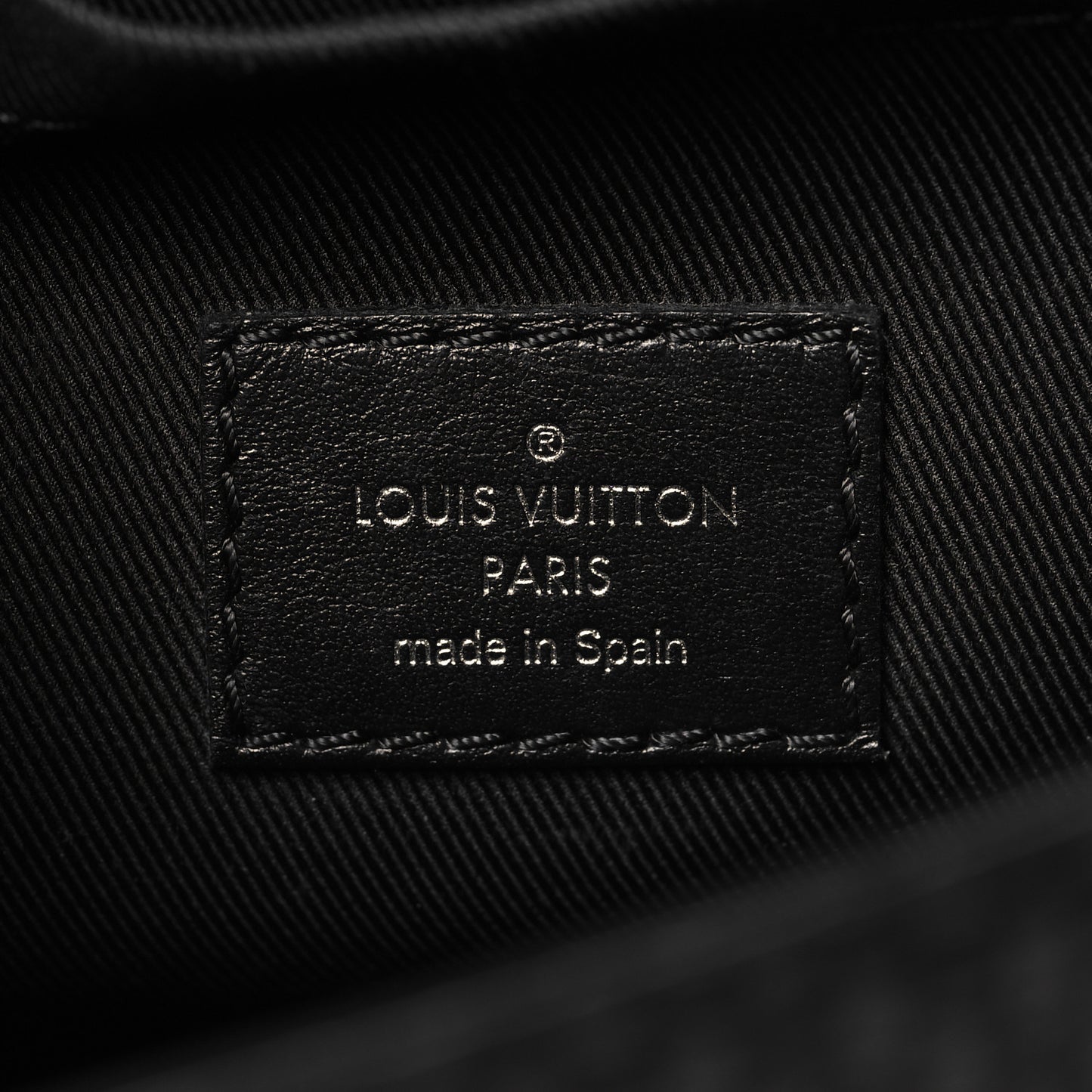 Damier Graphite 3D Studio Messenger