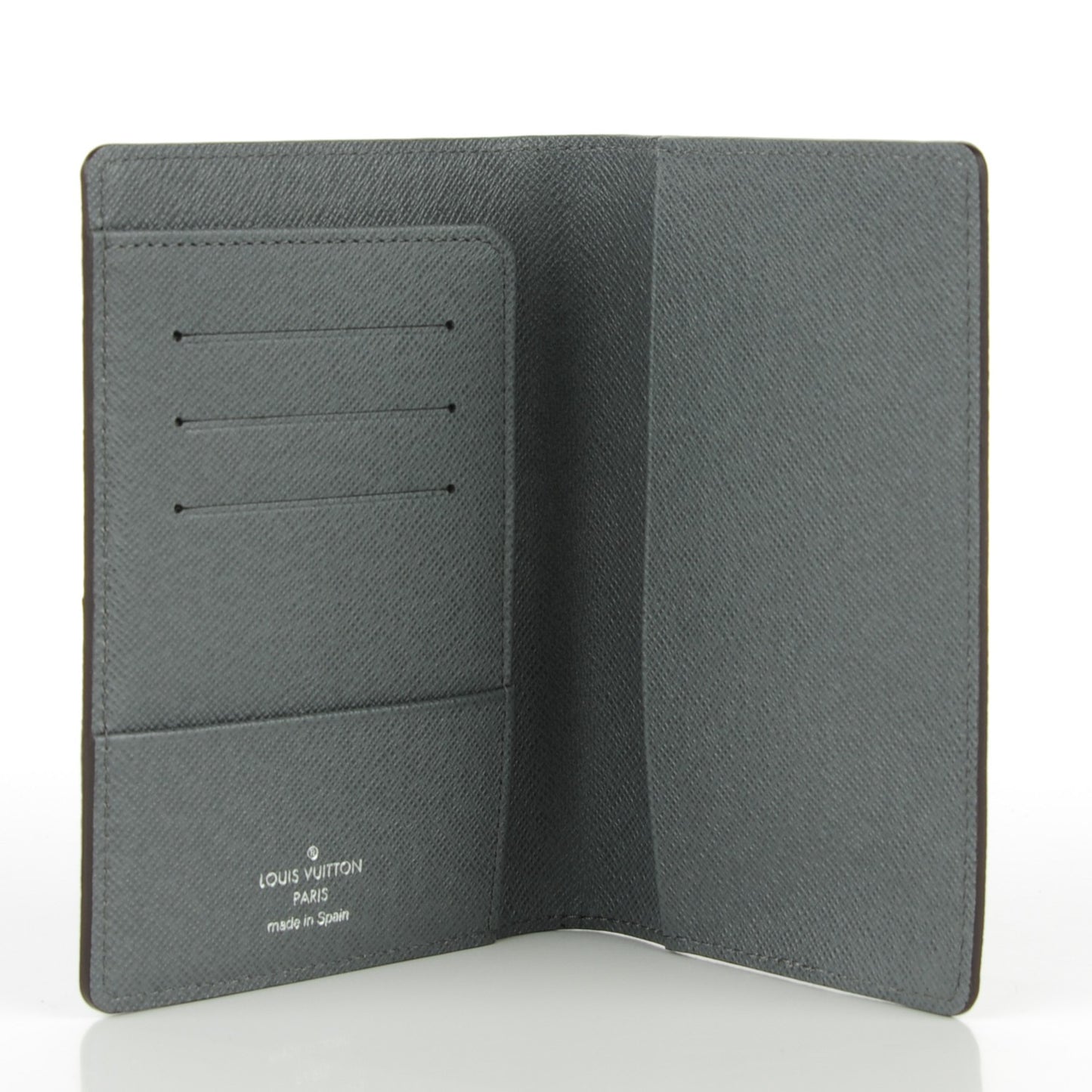 Taiga Passport Cover Glacier