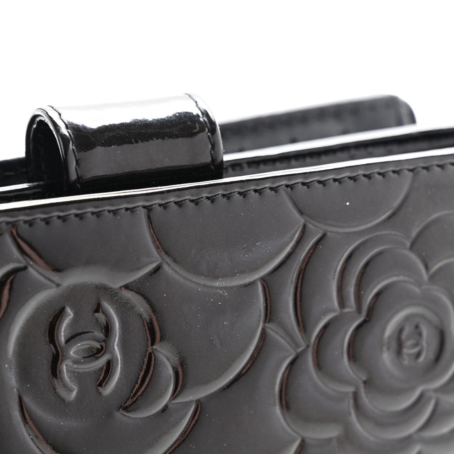 Patent Camellia Embossed Zipped Pocket Wallet Black