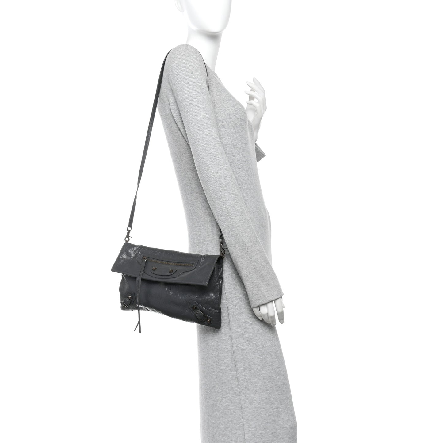 Agneau Classic Hardware Envelope Strap Clutch Gris Fossile