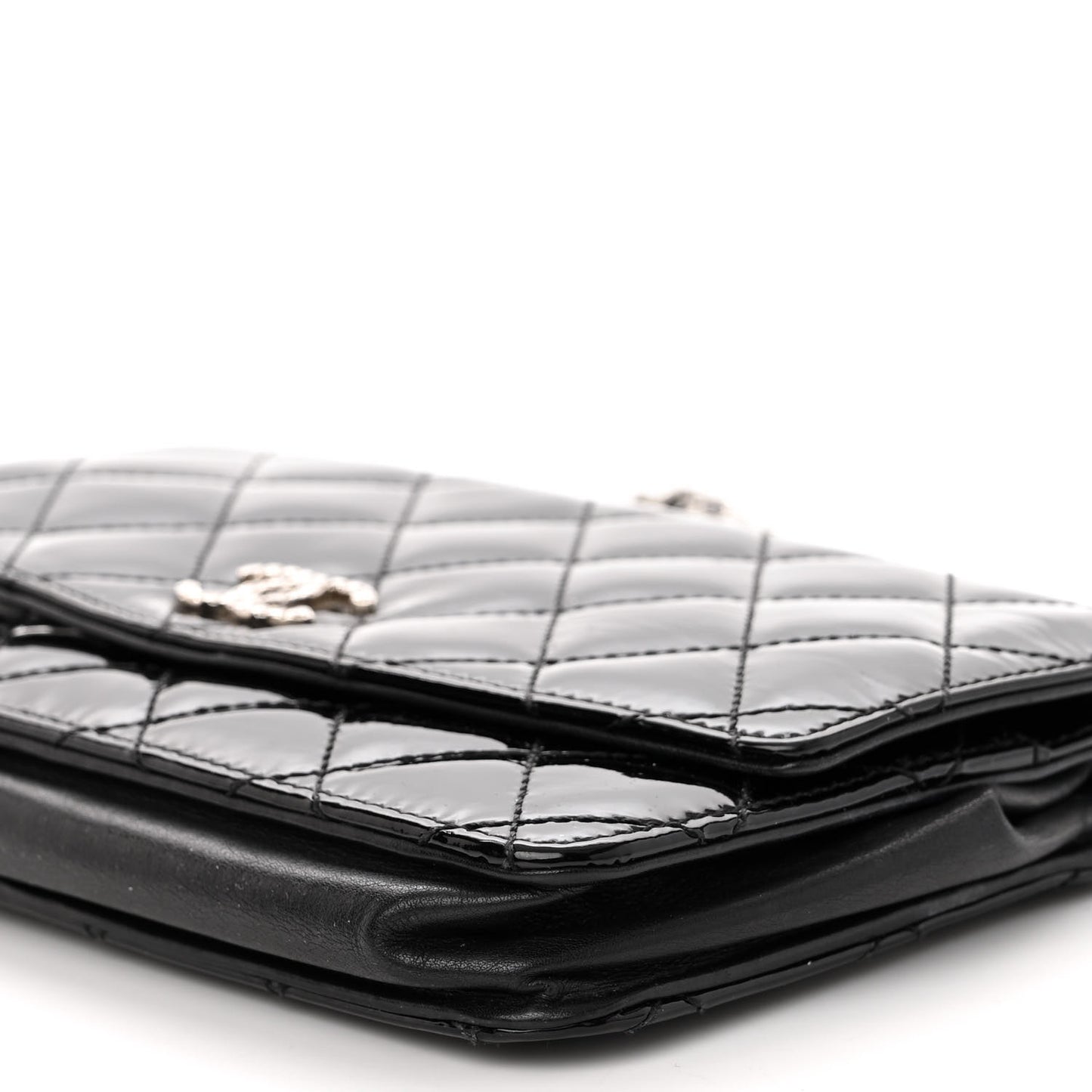 Patent Quilted Brilliant Wallet On Chain WOC Black