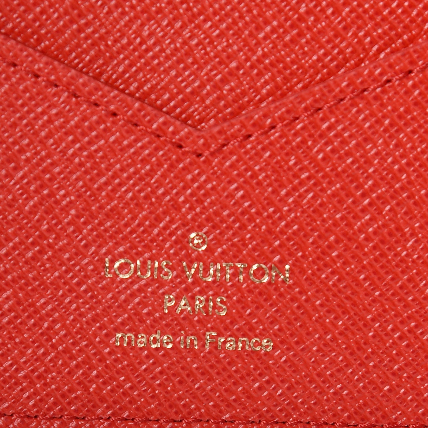 Monogram 2019 Christmas Animation Passport Cover Rouge
