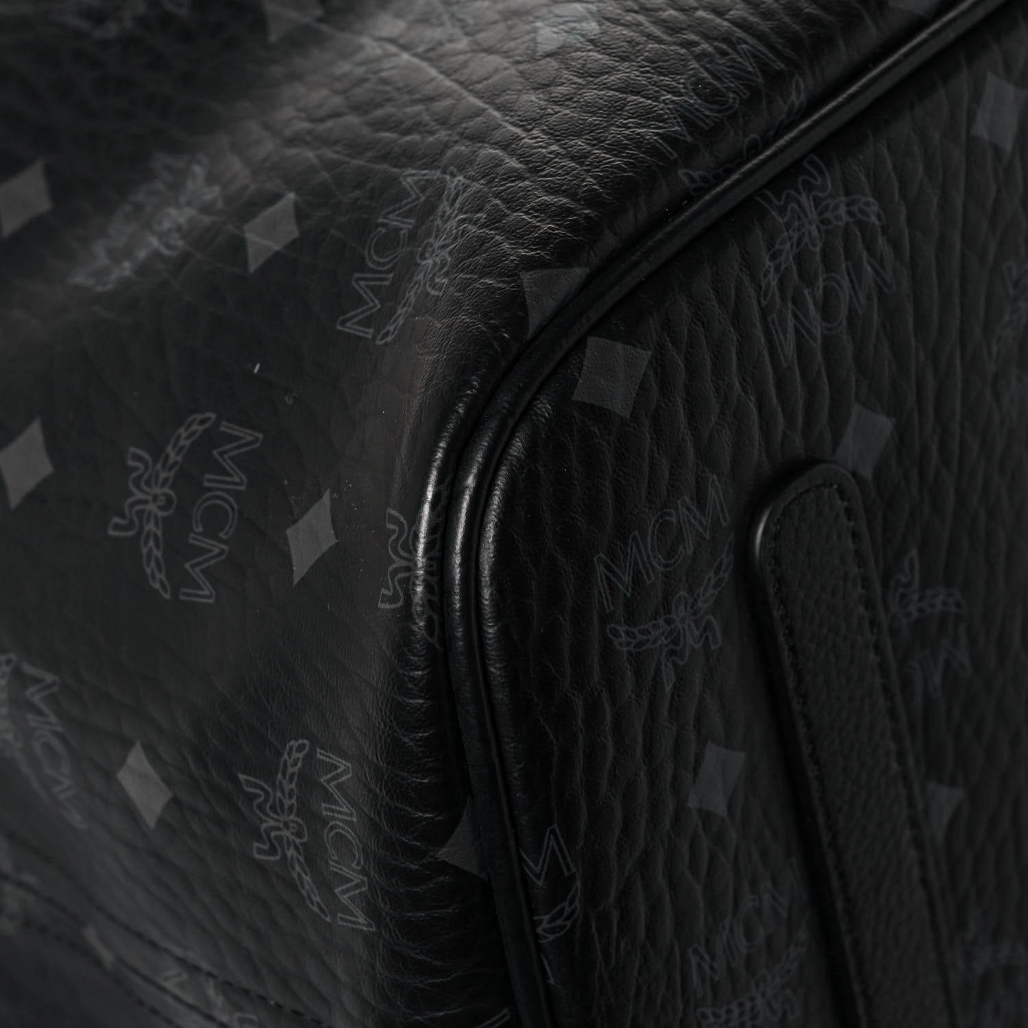 MCM Visetos Large Liz Reversible Shopper Tote Black 9 of 18