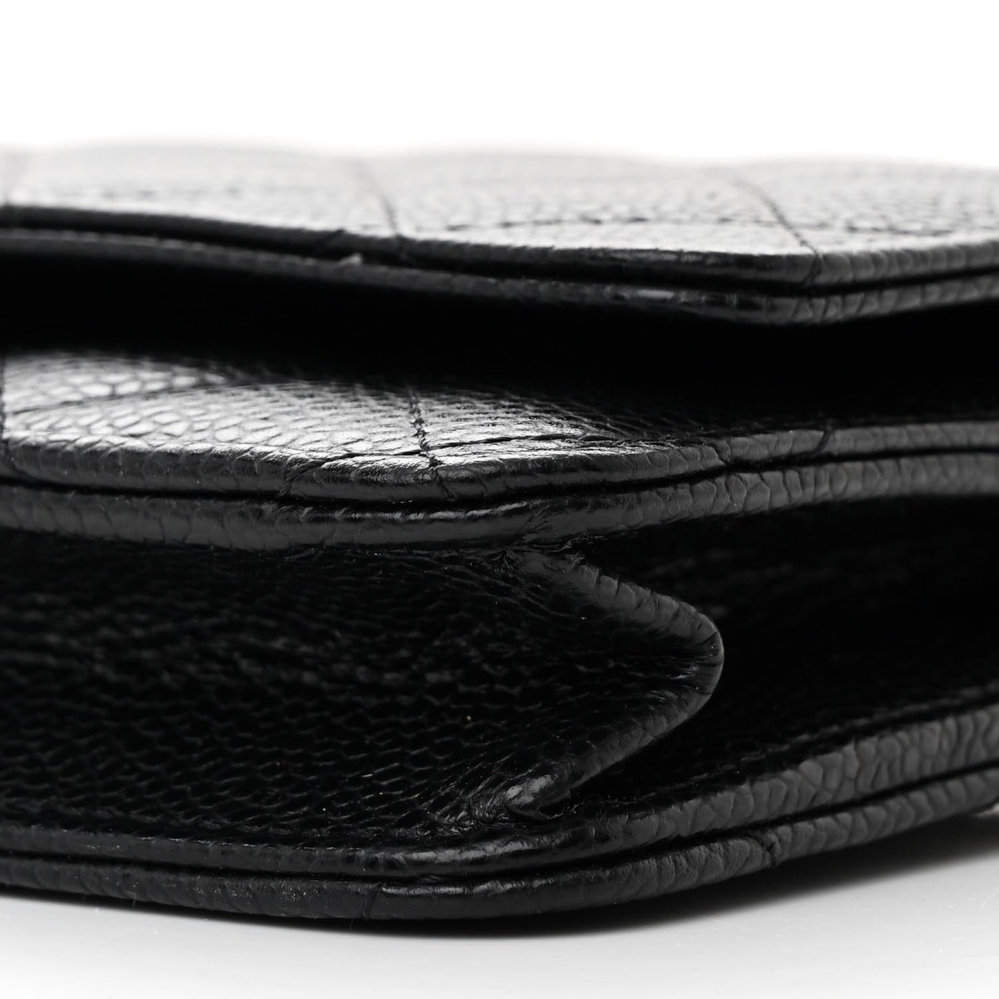 Caviar Quilted Wallet on Chain WOC Black