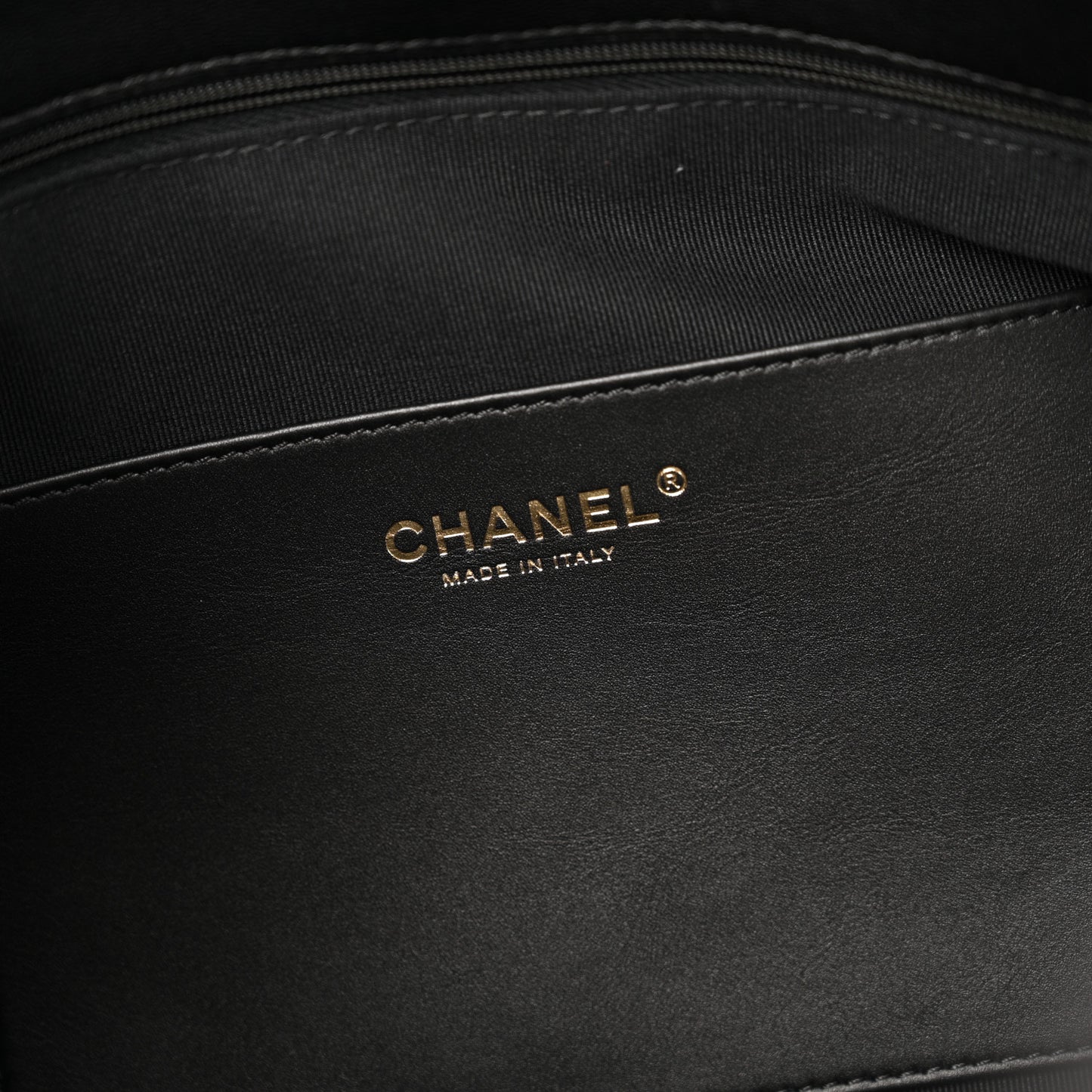 Shiny Lambskin Quilted Chain Around Shopping Tote Black