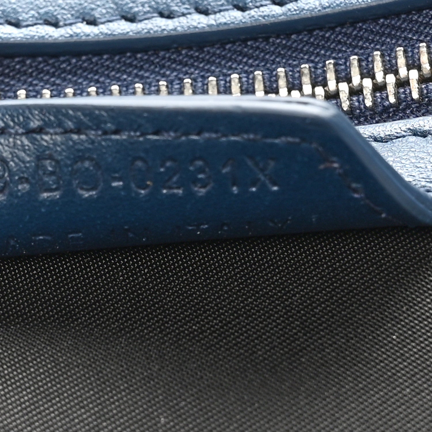 Christian Dior Calfskin Perforated Oblique Galaxy Marsupio World Tour Pelle Sling Navy Blue 7 of 10