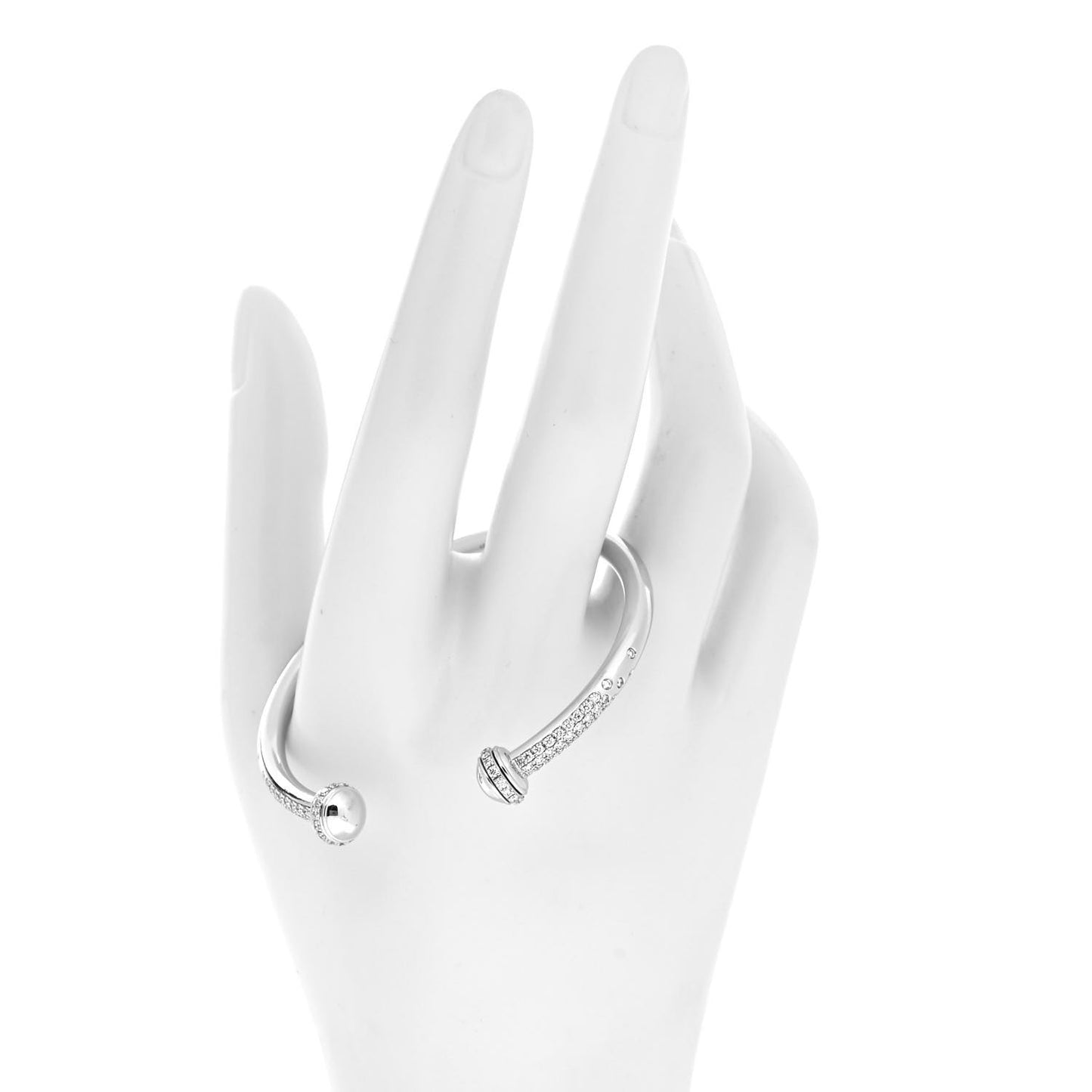 18K White Gold Diamond Possession Open Bangle Bracelet