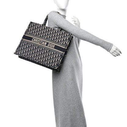 Christian Dior Oblique Large Book Tote Blue Multicolor 2 of 12