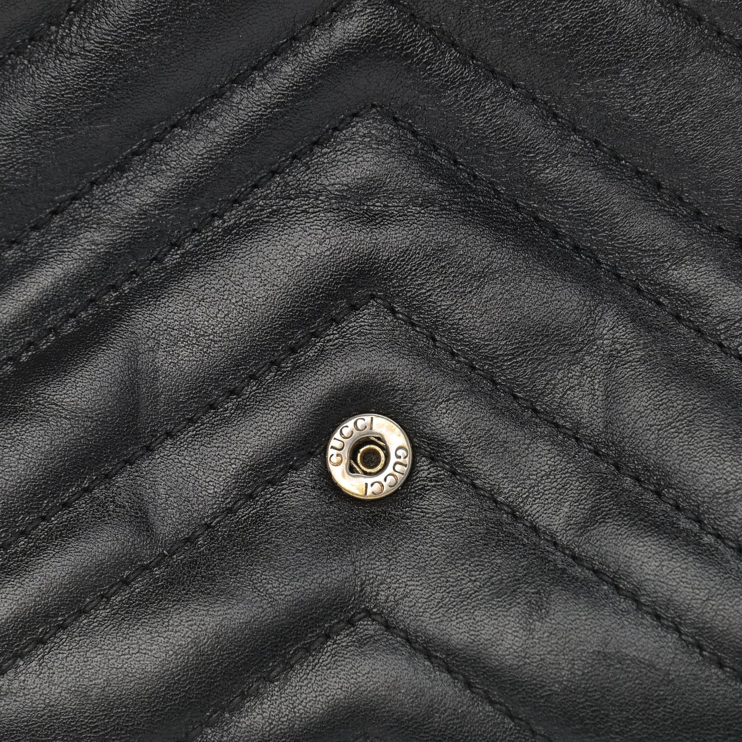 Calfskin Matelasse Mini GG Marmont Chain Wallet Black