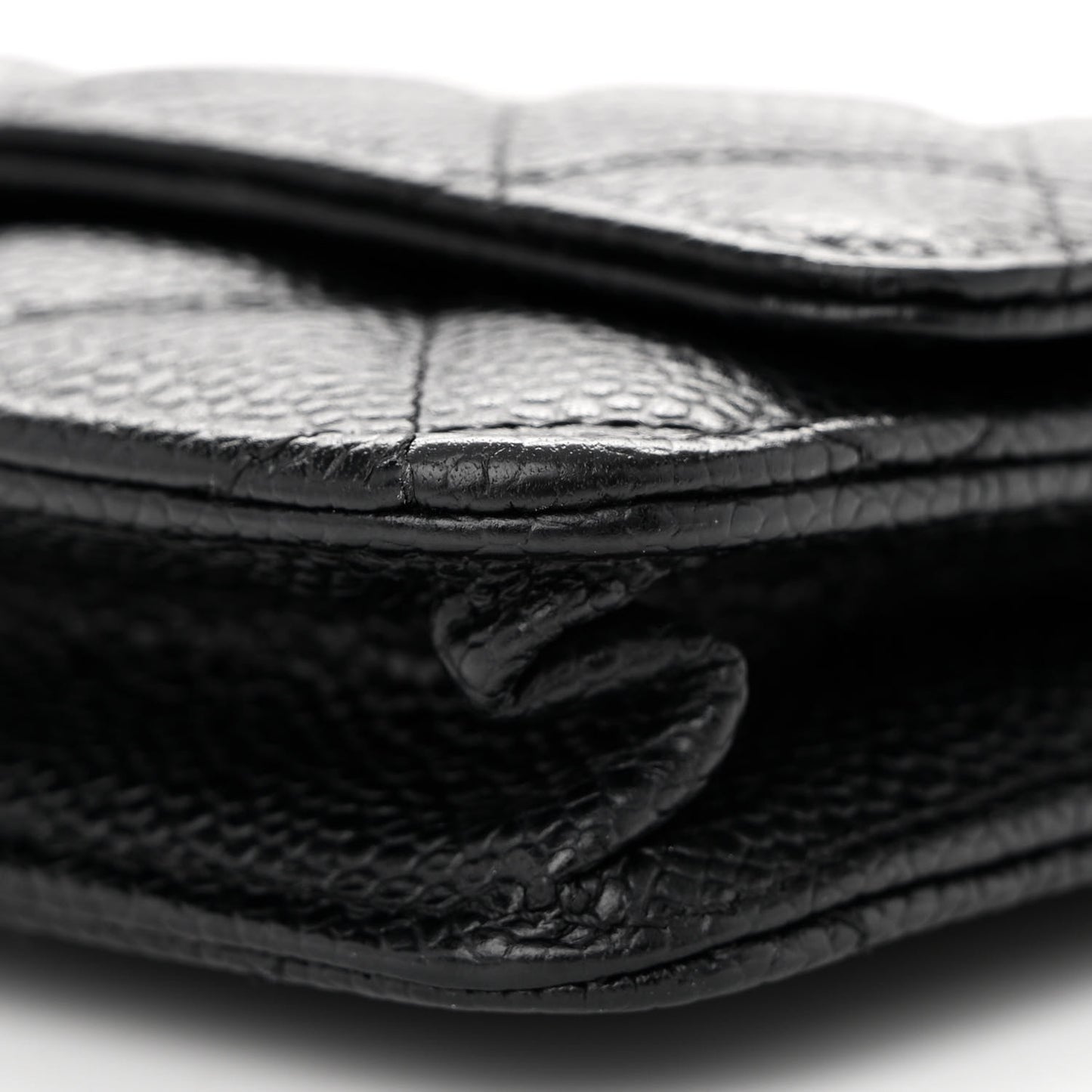 Caviar Quilted Wallet on Chain WOC Black