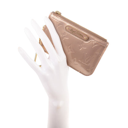 Louis Vuitton Vernis Key Pouch Beige Poudre 2 of 7