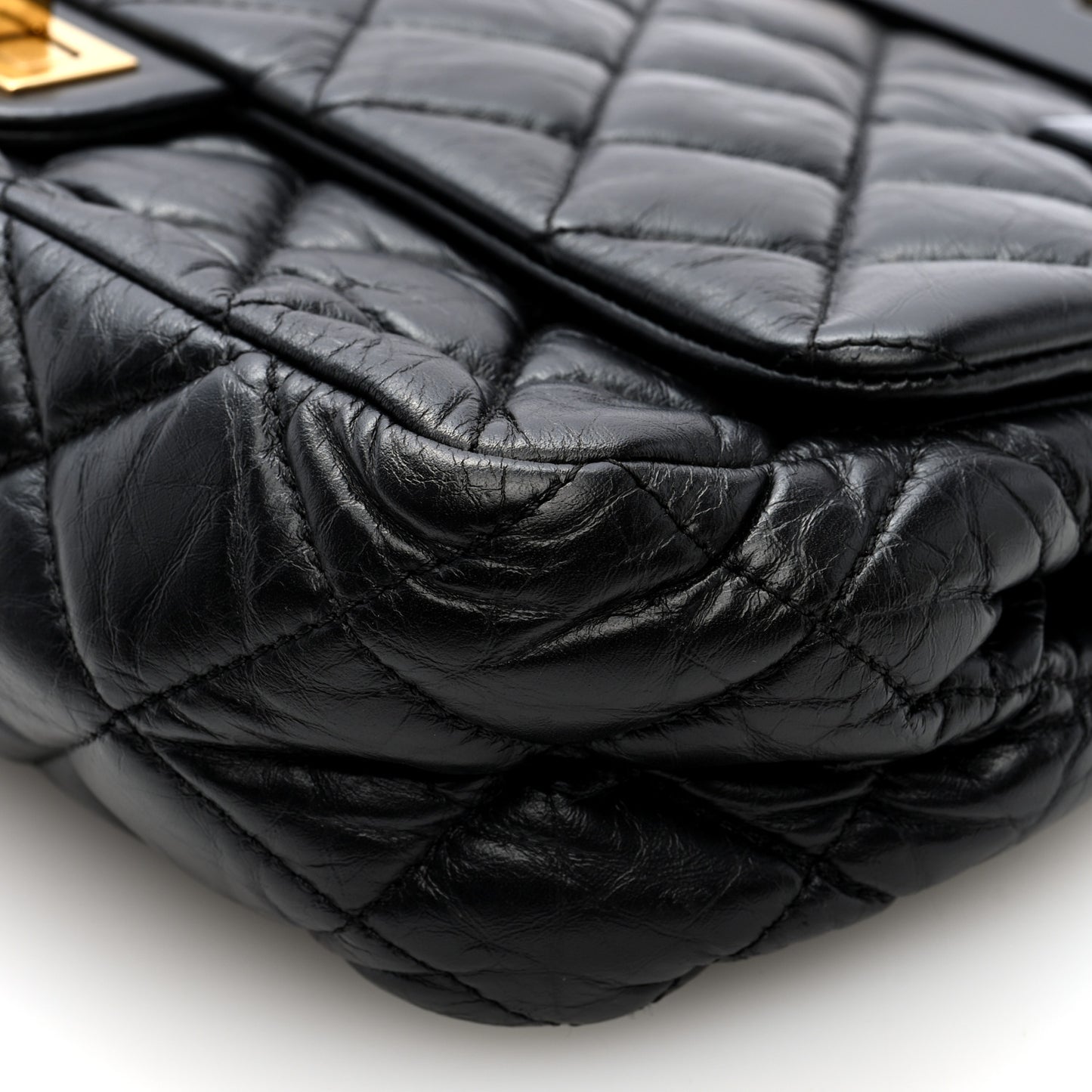 Aged Calfskin Quilted 2.55 Reissue 225 Hanger Flap Black