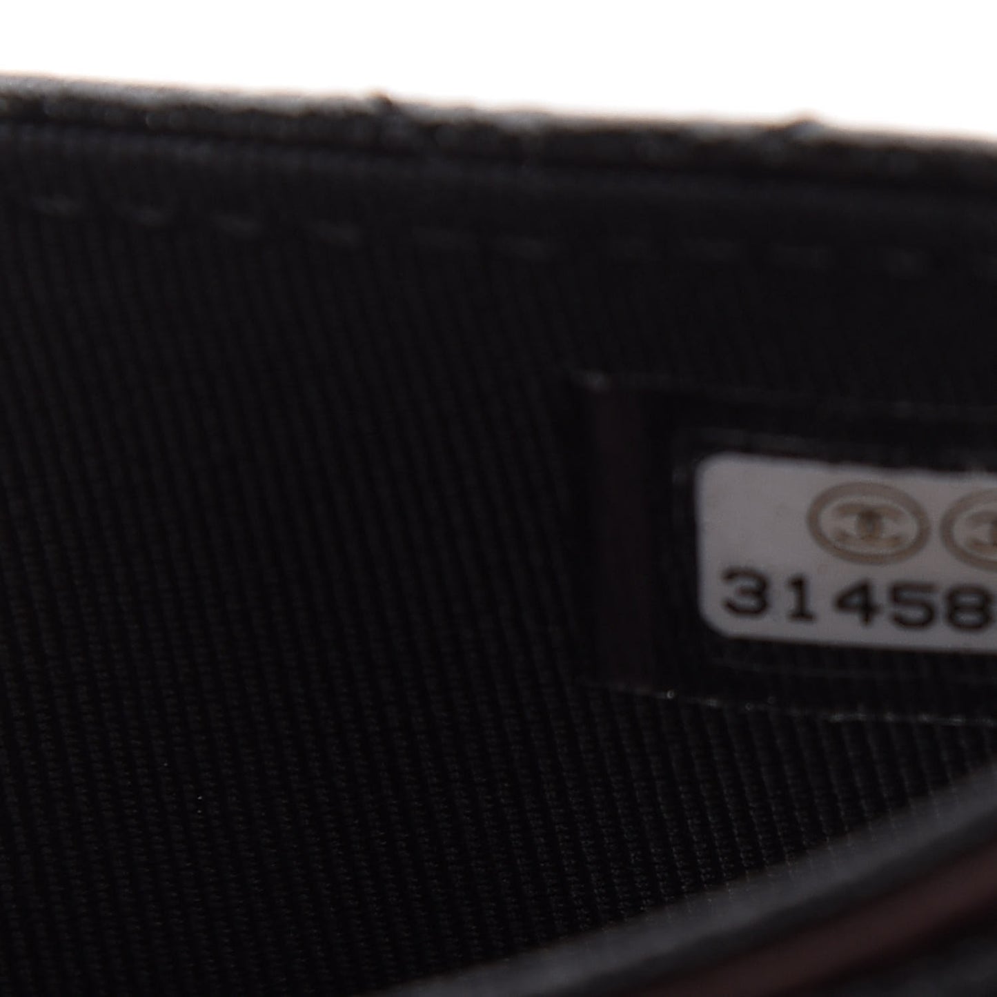 Caviar Quilted Flap Card Holder On Chain Black
