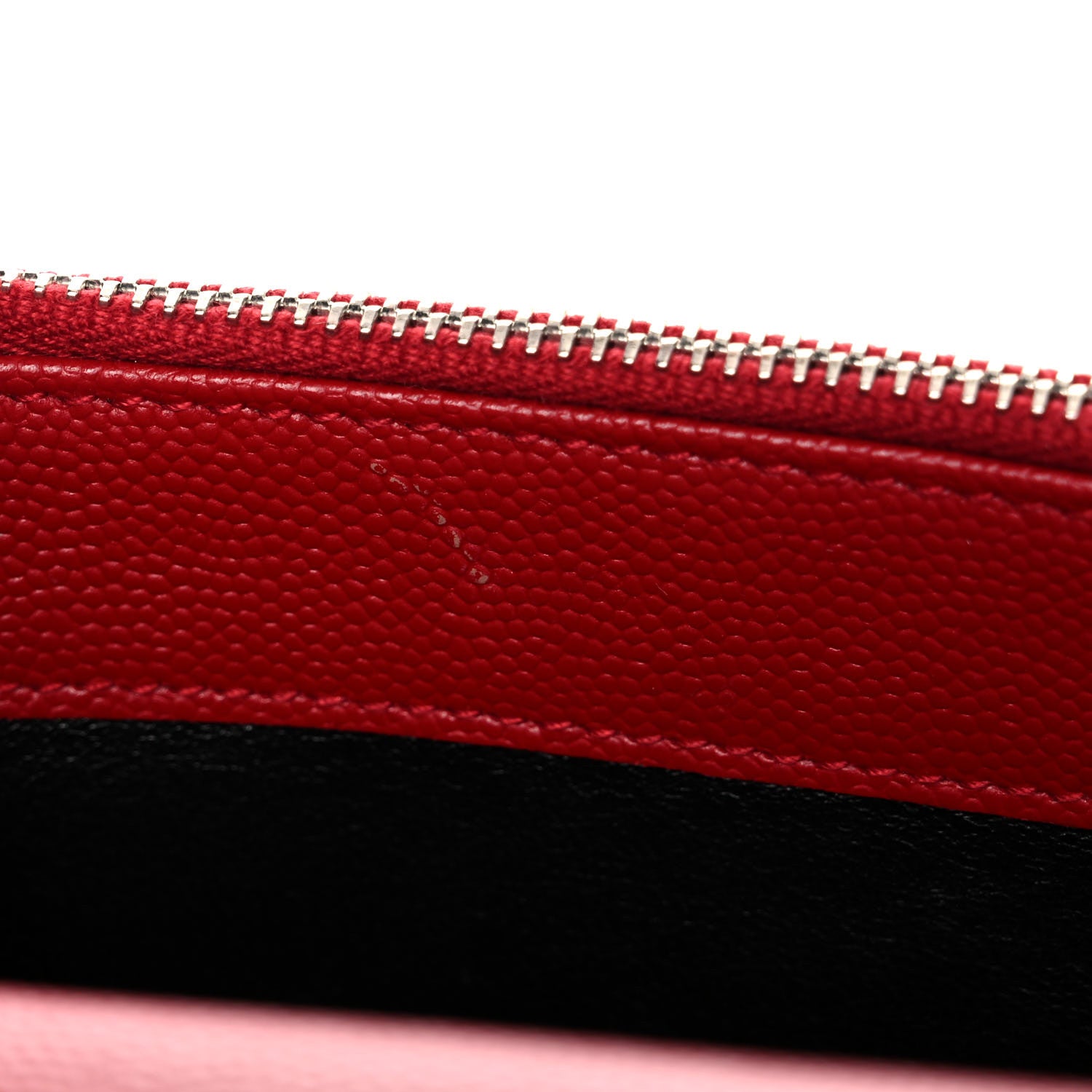 Saint Laurent Grain De Poudre Matelasse Chevron Monogram Envelope Chain Wallet Rouge Eros 11 of 13