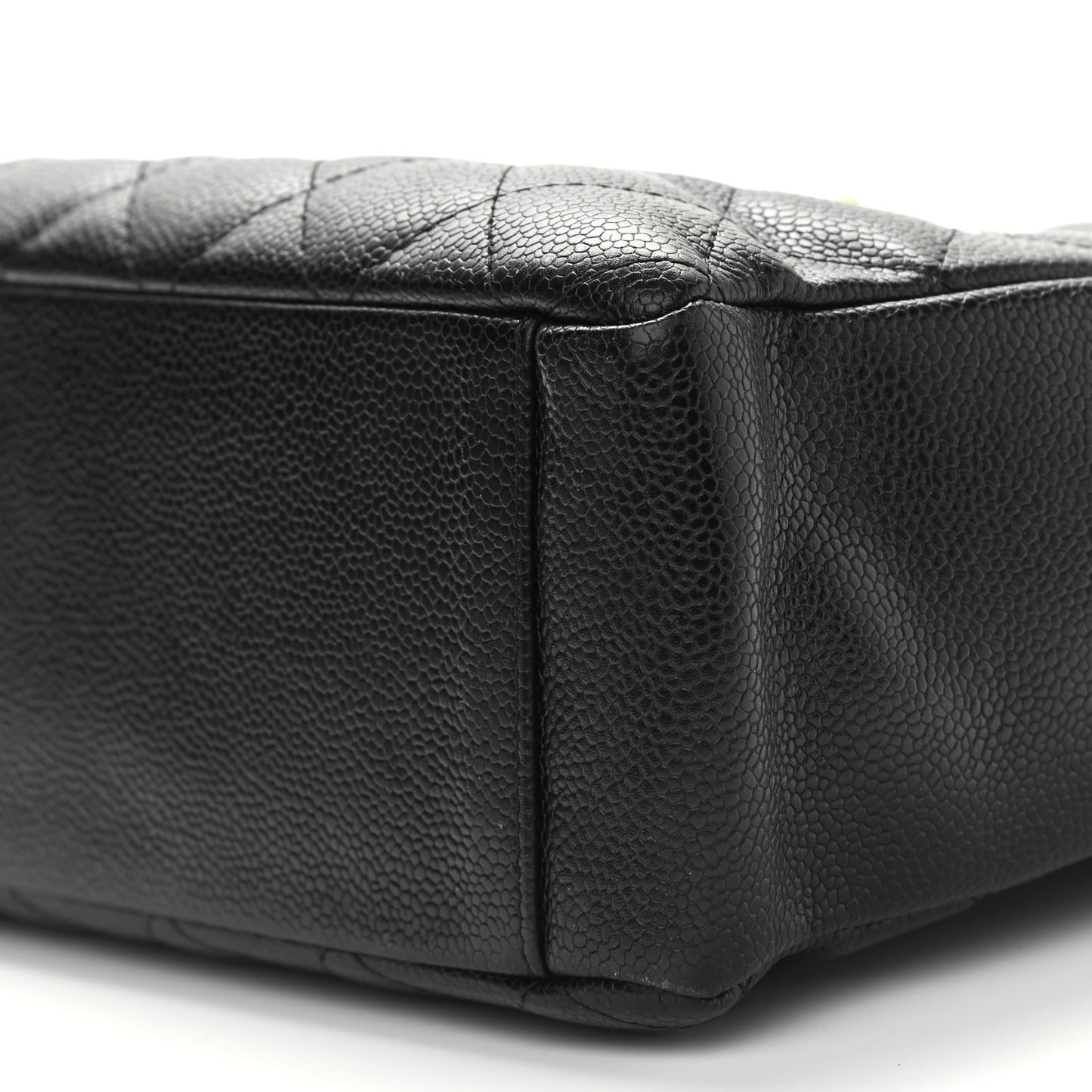 Caviar Quilted Petit Shopping Tote PST Black