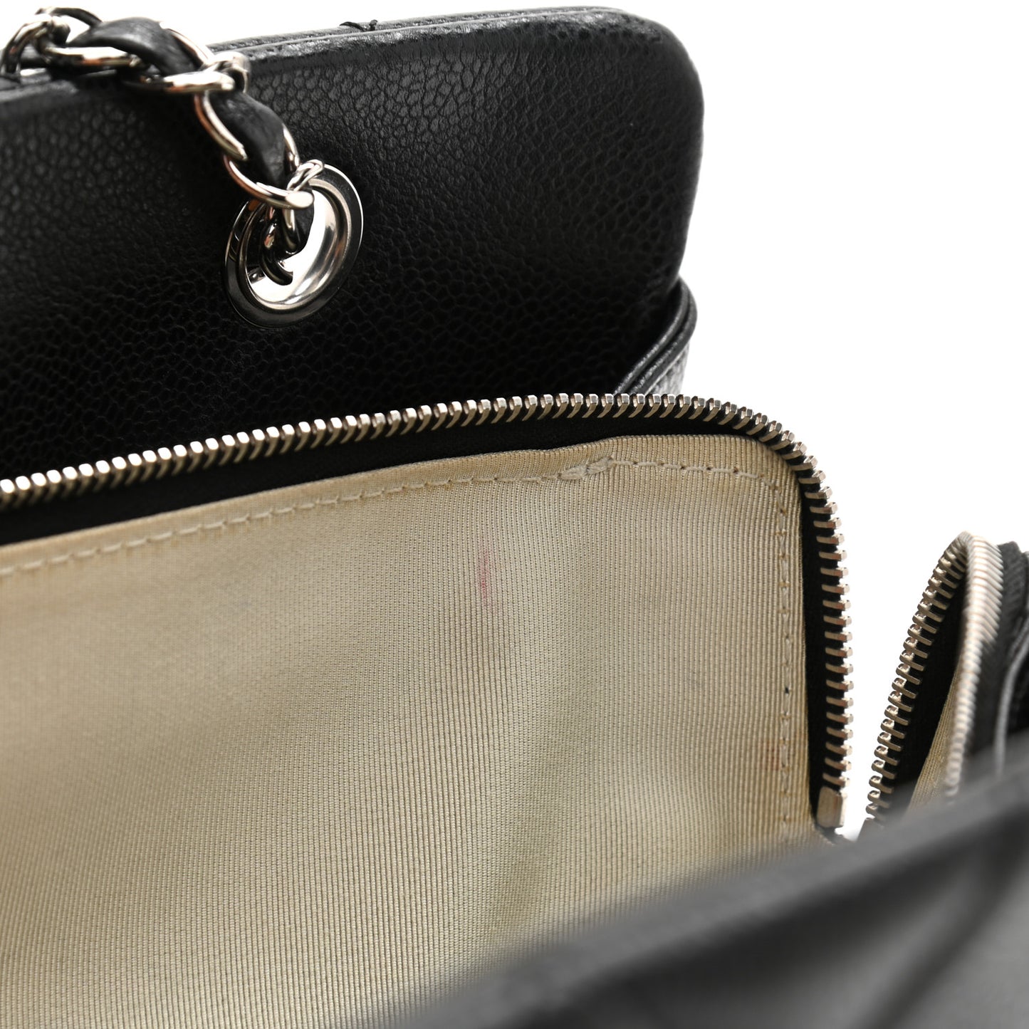 Caviar Quilted CC Timeless Soft Tote Black