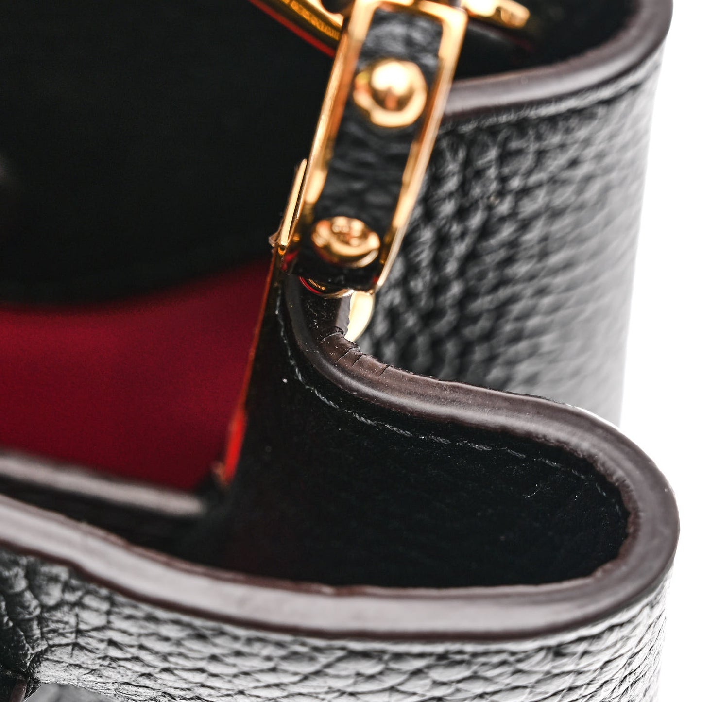 Taurillon Capucines BB Black
