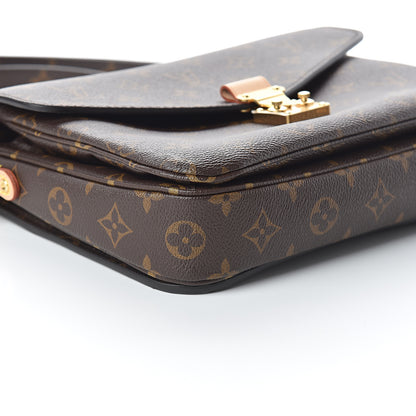 Louis Vuitton Monogram Pochette Metis 7 of 8