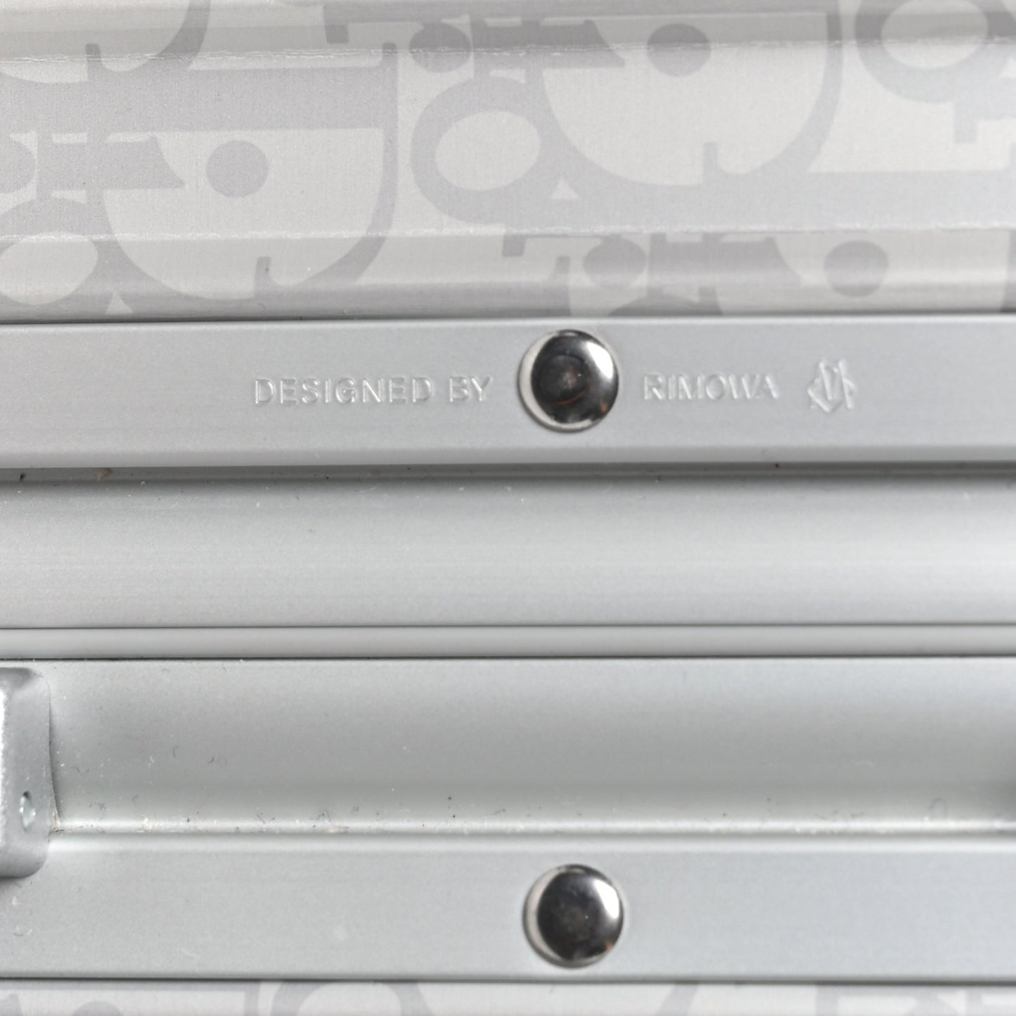 X RIMOWA Aluminum Gradient Cabin Luggage Silver