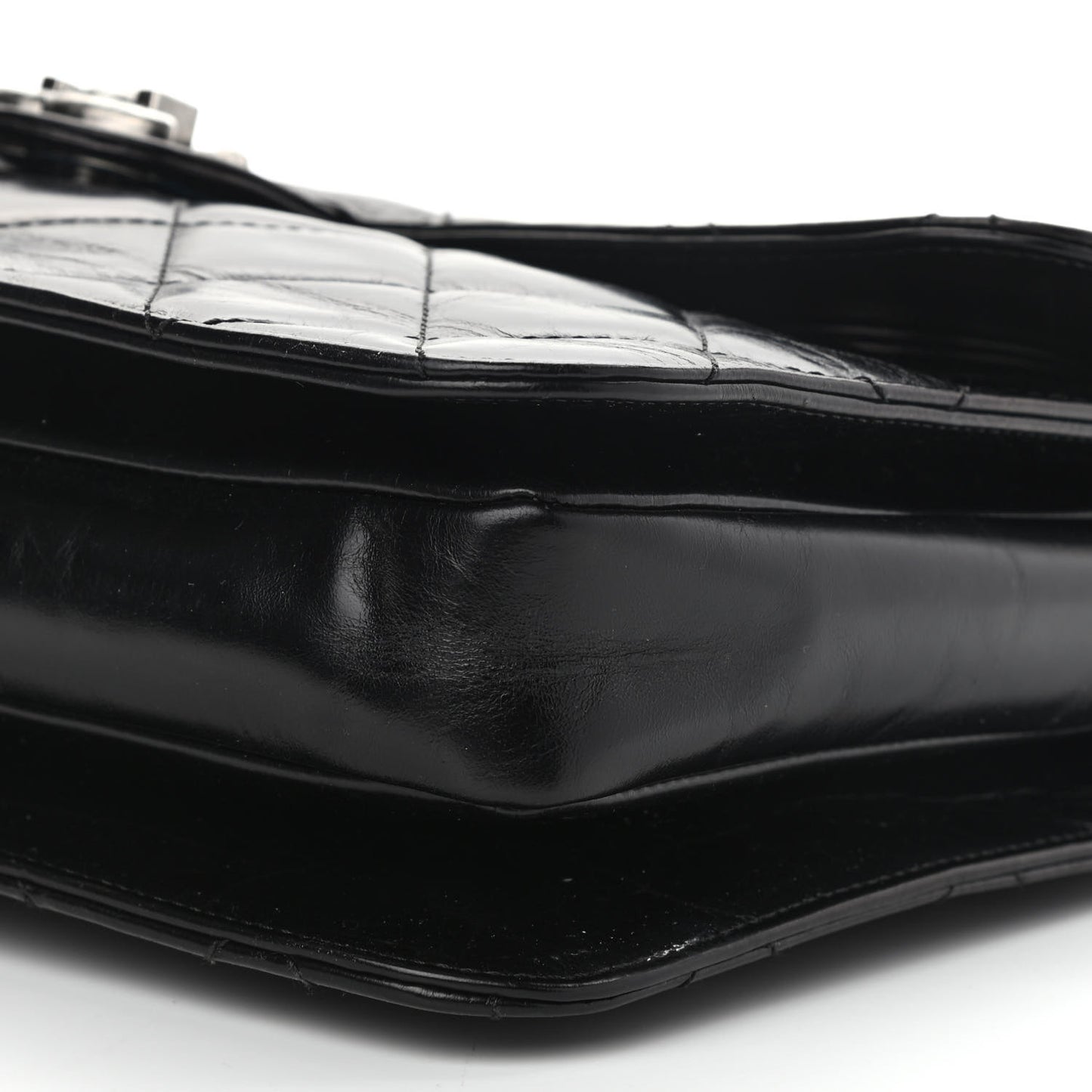 Glazed Calfskin Quilted Large Perfect Edge Flap Black